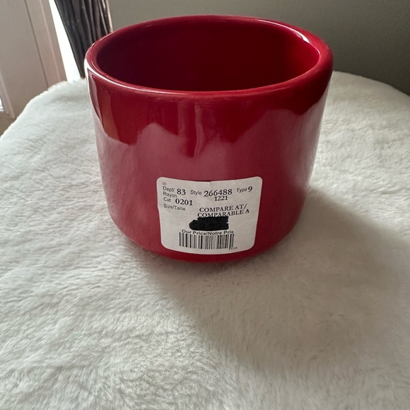 RAE DUNN “Hugs & Kisses” Planter - Picture 2 of 4